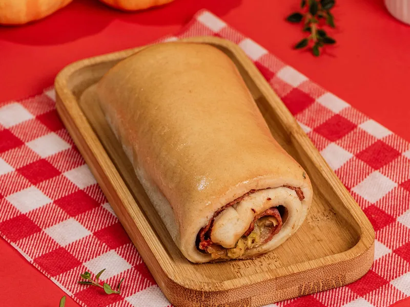Enrolado de Presunto e Queijo da Sauté Salgados