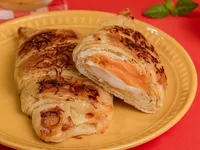 Croissant de 4 Queijos — detalhe